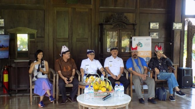 Pemerintah Kabupaten Banyuwangi bersama penyelenggara Jazz Gunung Ijen 2018. 