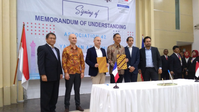 Penandatanganan MoU Sekolah Coding Gratis Perancis, School 42