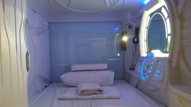 Tab Capsule Hotel