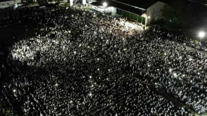 Jemaah ustaz Abdul Somad di Raja Ampat