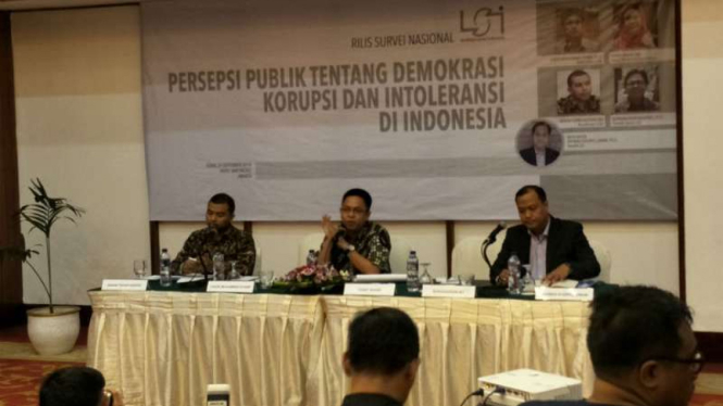 Survei Lembaga Survei Indonesia tentang demokrasi, korupsi dan intoleransi. 