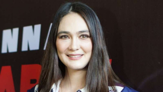 Menahan Tangis, Luna Maya Beberkan Alasan Putus dari Reino Barack