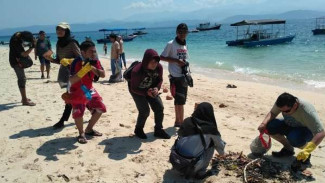 Divers Clean Action Ajak Milenial Kenali Sampah Laut