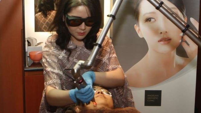 Laser wajah di Angelina Aesthetic Clinic