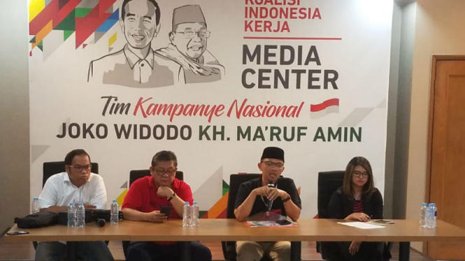 Konferensi Pers mengenai dukungan Jokowi-Ma'ruf Amin