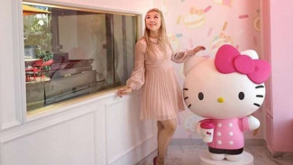 Kafe Hello Kitty Ini Menawarkan Jamuan Afternoon Tea