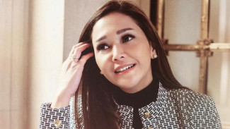 Kenalan Sama OTP, Si Kode Penjebol Akun Gojek Maia Estianty