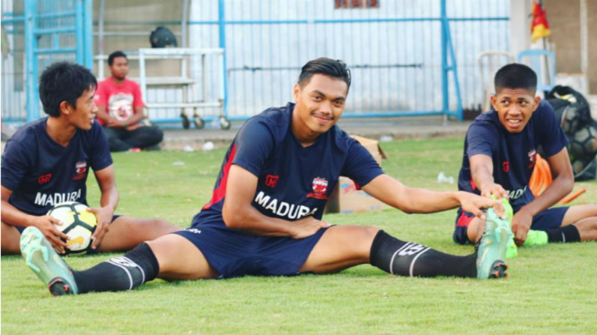 Bek muda Madura United, Alfath Faathier
