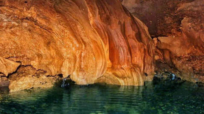 Goa Popogu di Pulau Morotai, Maluku Utara.