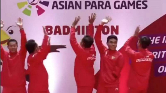 Atlat bulutangkis Indonesia peraih medali emas Asian Para Games 2018.