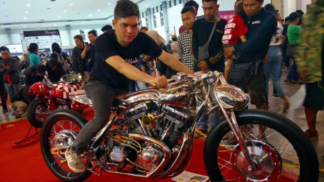 Motor custom juara Kustomfest 2018