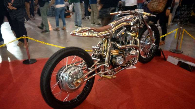 Motor custom juara Kustomfest 2018