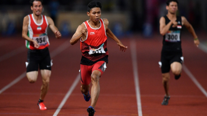 Sprinter Indonesia Sapto Yogo Purnomo Raih Emas 100 M