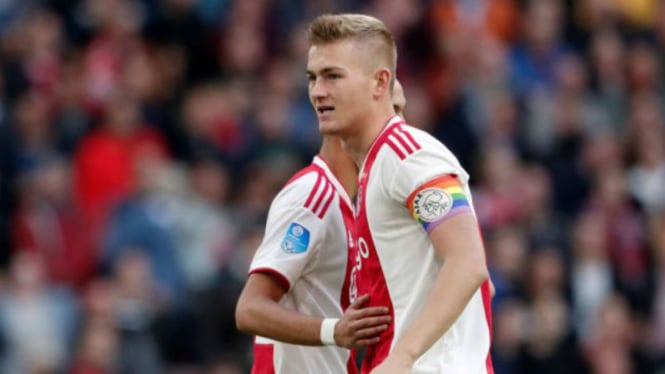 Bek Ajax Amsterdam, Matthijs de Ligt