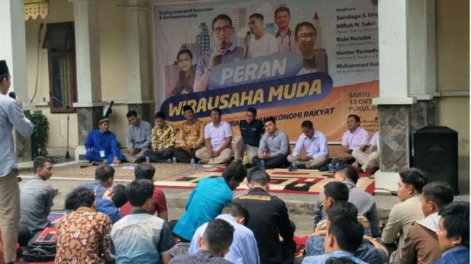 Sandiaga Uno di acara dialog mahasiswa asal Riau di Jakarta