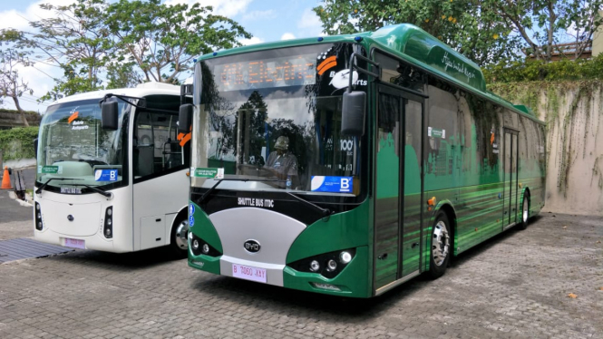 Bus listrik Bakrie Autoparts dan BYD