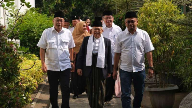 Calon wakil presiden Ma'ruf Amin dalam kunjungannya di Yogyakarta pada Senin, 15 Oktober 2018.