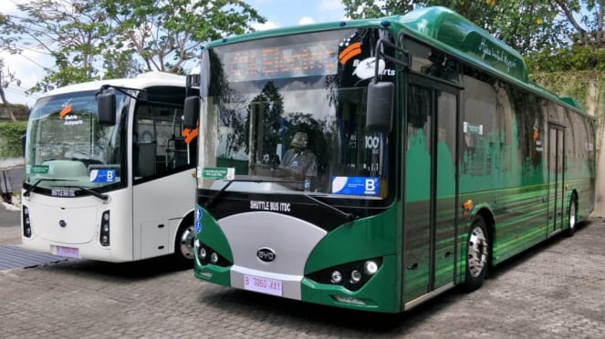 Bus Listrik Buatan Bakrie