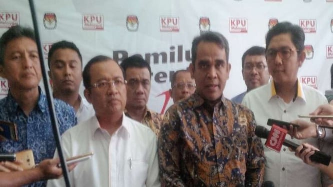 Sekjen partai koalisi Prabowo-Sandi di KPU