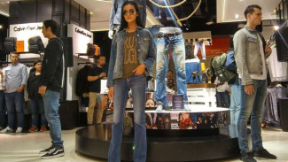 Berburu Denim Branded Koleksi Eksklusif di Jeans Fest