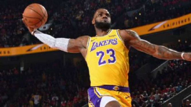 Pebasket LA Lakers, LeBron James.