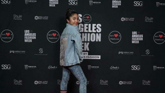 Elisakh Hagia di LA Fashion Week