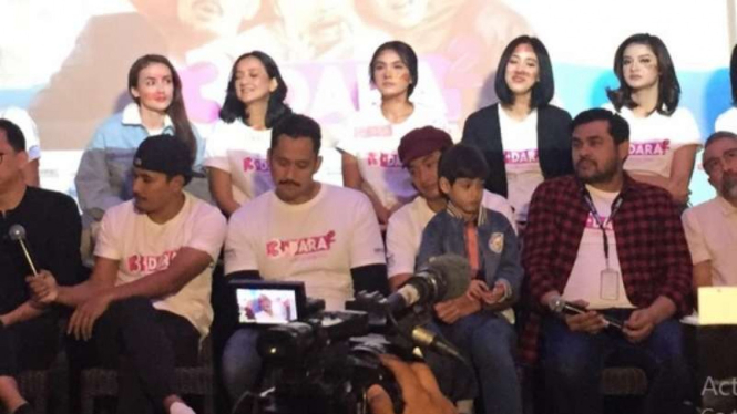 Adipati Dolken bintangi 3 Dara