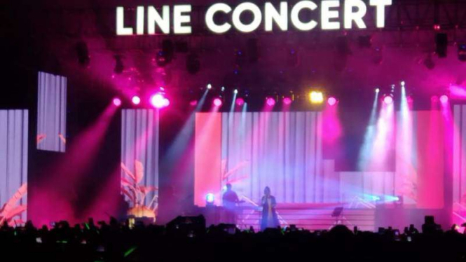 Raisa tampil di Line Concert