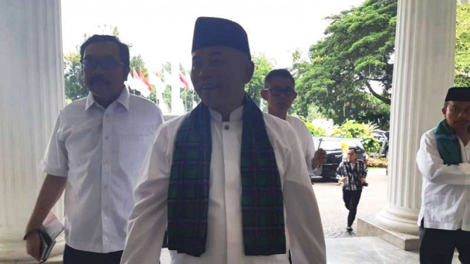 Wali Kota Bekasi Rahmat Effendi mendatangi Balai Kota DKI Jakarta, Senin siang