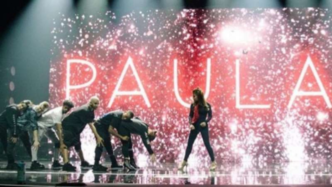 Konser Paula Abdul