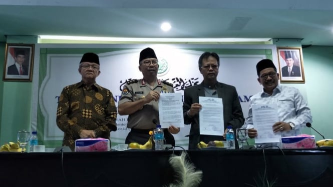 Konferensi pers Majelis Ulama Indonesia (MUI) terkait pembakaran bendera berlafal tauhid oleh Banser