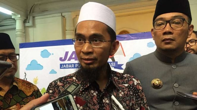 Ustaz Adi Hidayat di Bandung Jawa Barat