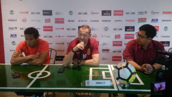 Pelatih Borneo FC, Dejan Antonic.