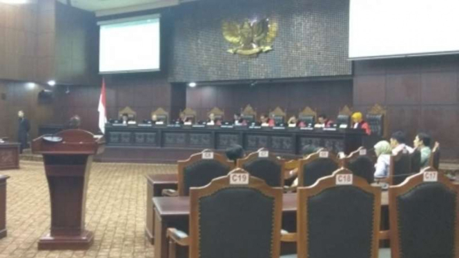 Sidang Mahkamah Konstitusi 