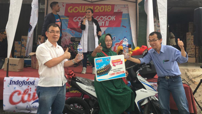 Masyarakat Kota Tangerang di Hebohkan Air Minum Club Berhadiah Uang Tunai