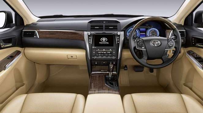 Interior Toyota Camry Hybrid