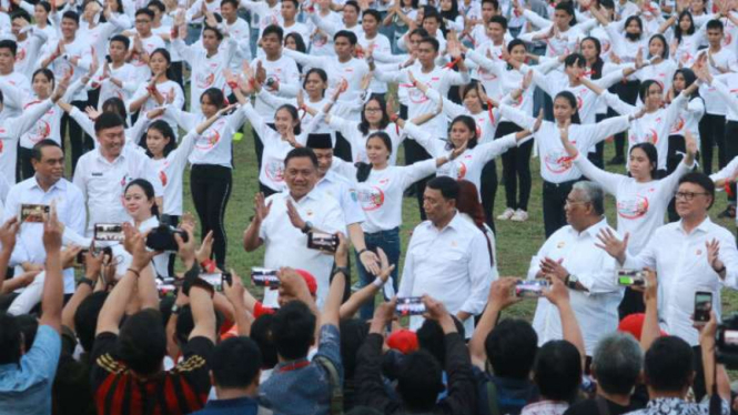 Pembukaan Pekan Kerja Nyata Revolusi Mental 2018 di Lapangan Sario, Manado.