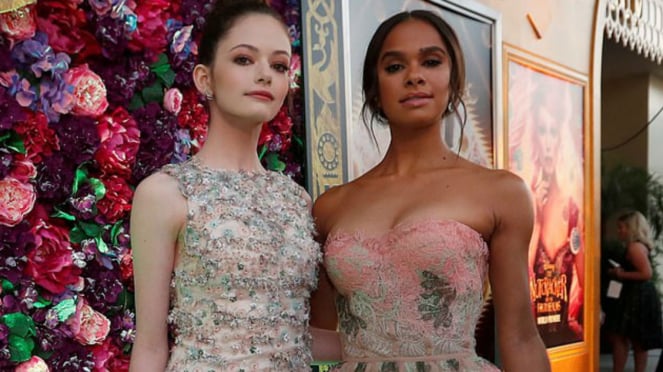 Mackenzie Foy dan Misty Copeland 