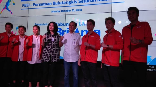 Penyerahan bonus Asian Games 2018 kepada tim bulutangkis Indonesia