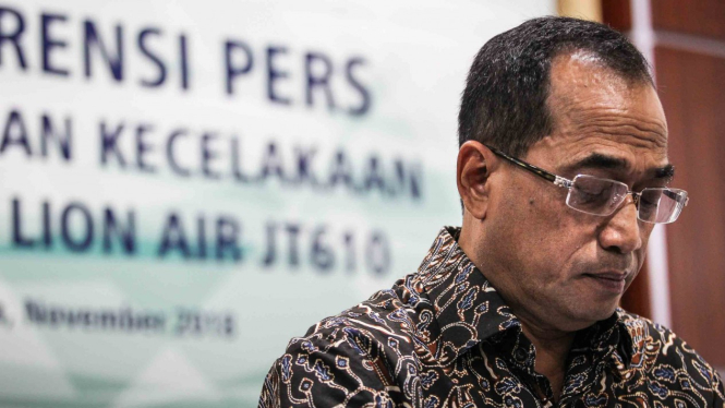 sorot penerbangan - pesawat - bandara - Menteri Perhubungan Budi Karya Sumardi