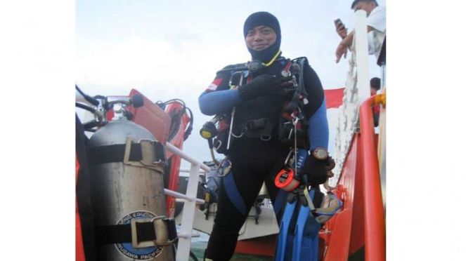 Relawan dari Indonesia Diving Resque Team, Syachrul Anto, meninggal dunia