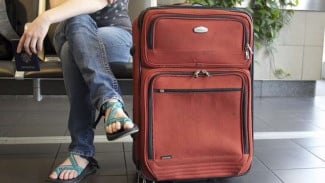 Kasus Positif COVID-19 Naik di Long Weekend, Masih Mau Liburan?