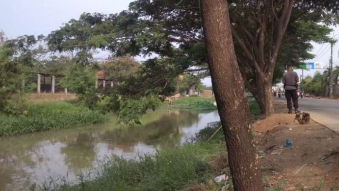 Tempat penemuan mayat tanpa indentitas di Tangerang.