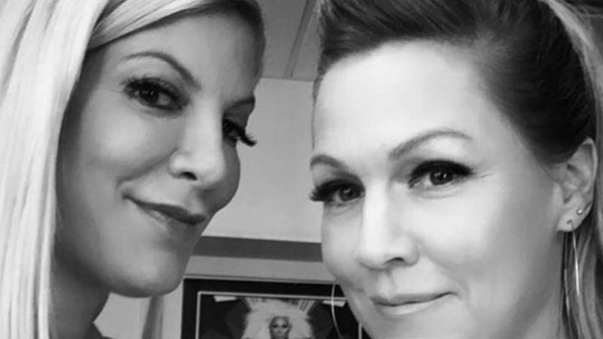 Tori Spelling dan Jennie Garth