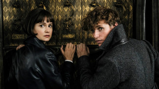 Film Fantastic Beasts Terbagi Jadi Lima Seri Hingga 2024