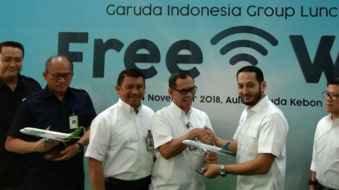 Free Wifi akan diterapkan di pesawat Garuda Indonesia dan Citilink.