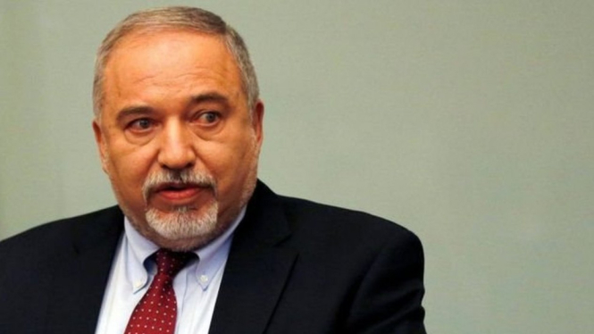 Avigdor Lieberman memperingatkan Israel akan "merusak langkah penangkisan dalam jangka panjang". - Reuters