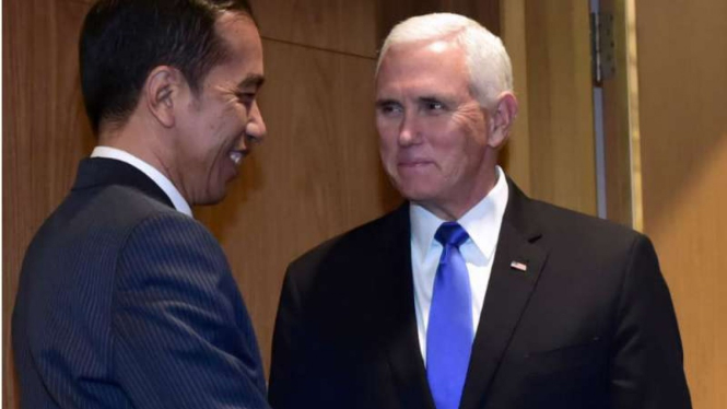 Presiden Jokowi bertemu Wapres AS Mike Pence