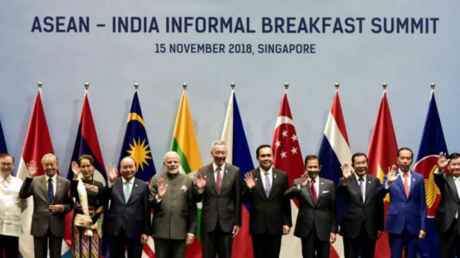 ASEAN-India Informal Breakfast Summit