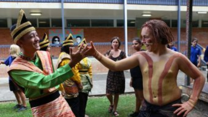 Pemerintah Federal Australia mengatakan akan berkomitmen untuk memprioritaskan pengajaran bahasa Asia di sekolah-sekolah.